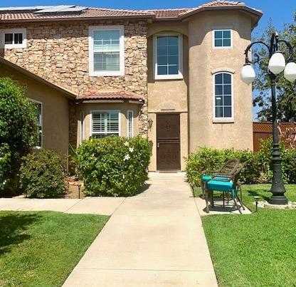 photo 3: 2865 Keats Avenue, Clovis CA 93611