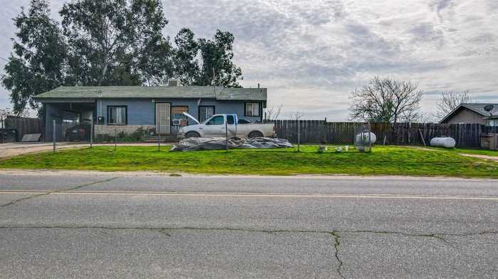 photo 2: 27592 Avenue 16, Madera CA 93638