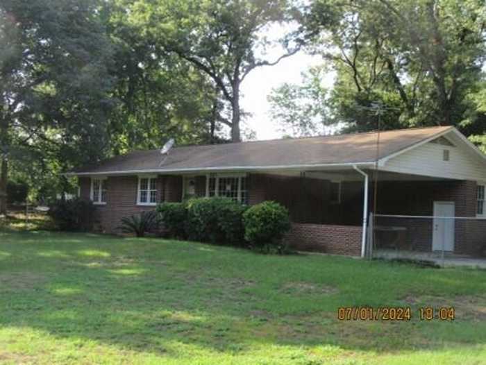 photo 2: 408 N THOMPSON Street, Wrens GA 30833