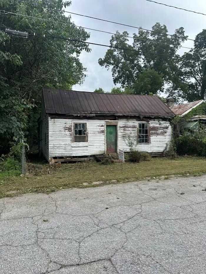 photo 1: 1529 MAPLE Street, Augusta GA 30901