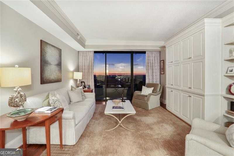 photo 1: 2660 Peachtree Road NW Unit 30B, Atlanta GA 30305