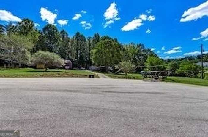 photo 2: 4439 Nellie Drive, Oakwood GA 30566