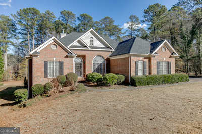 photo 2: 3680 Windlake Drive, Snellville GA 30039