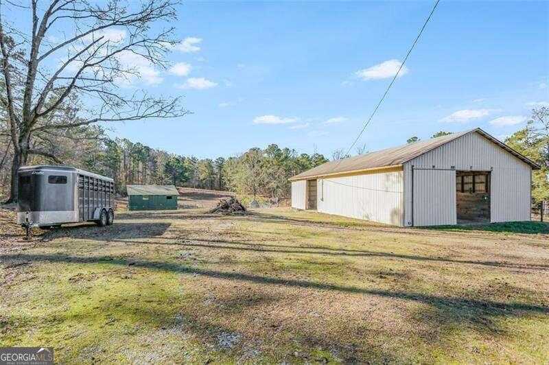 photo 3: 6133 Brownsville Lithia Springs Road, Lithia Springs GA 30122