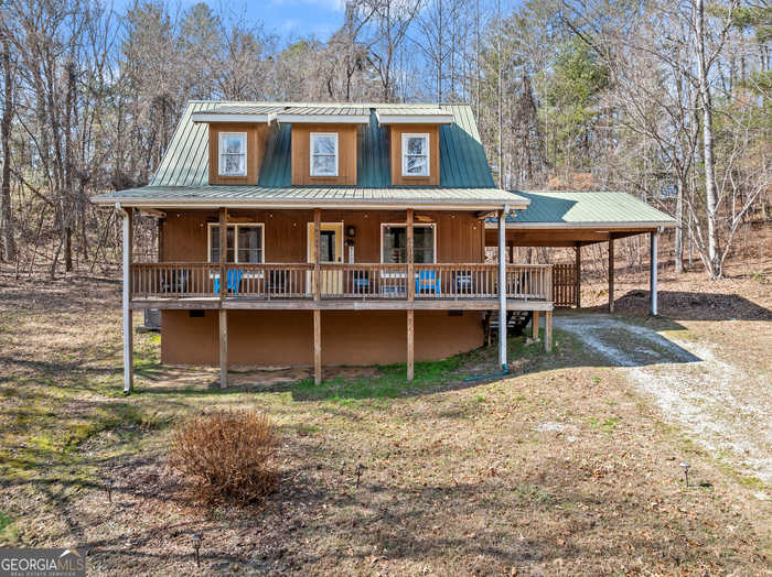 photo 1: 671 E Wolf Creek Road, Lakemont GA 30552