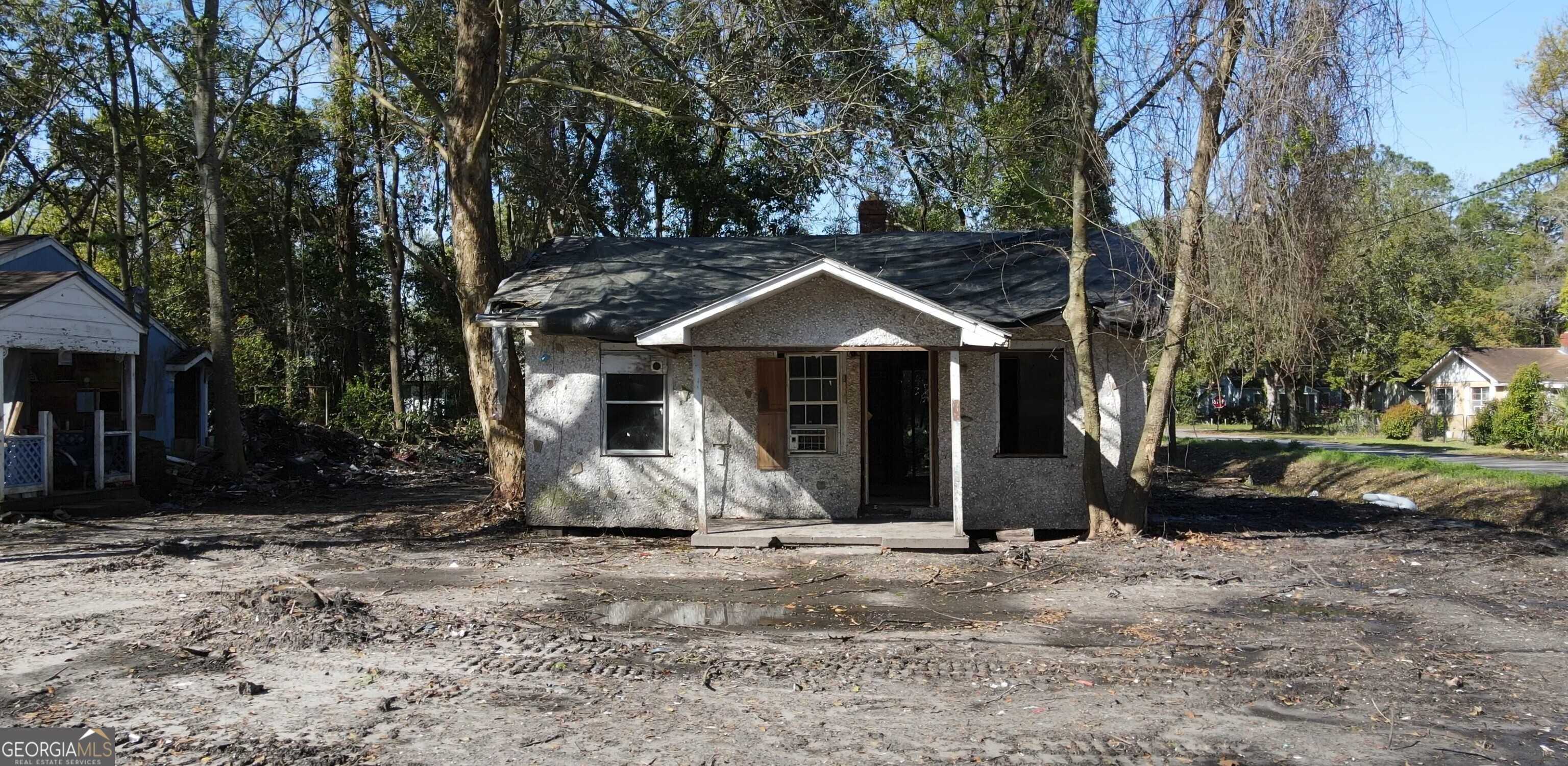 photo 1: 3417 Lee Street, Brunswick GA 31520