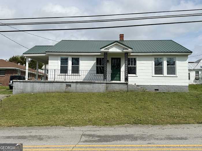 photo 1: 115 Moore Street SW, Crawfordville GA 30631