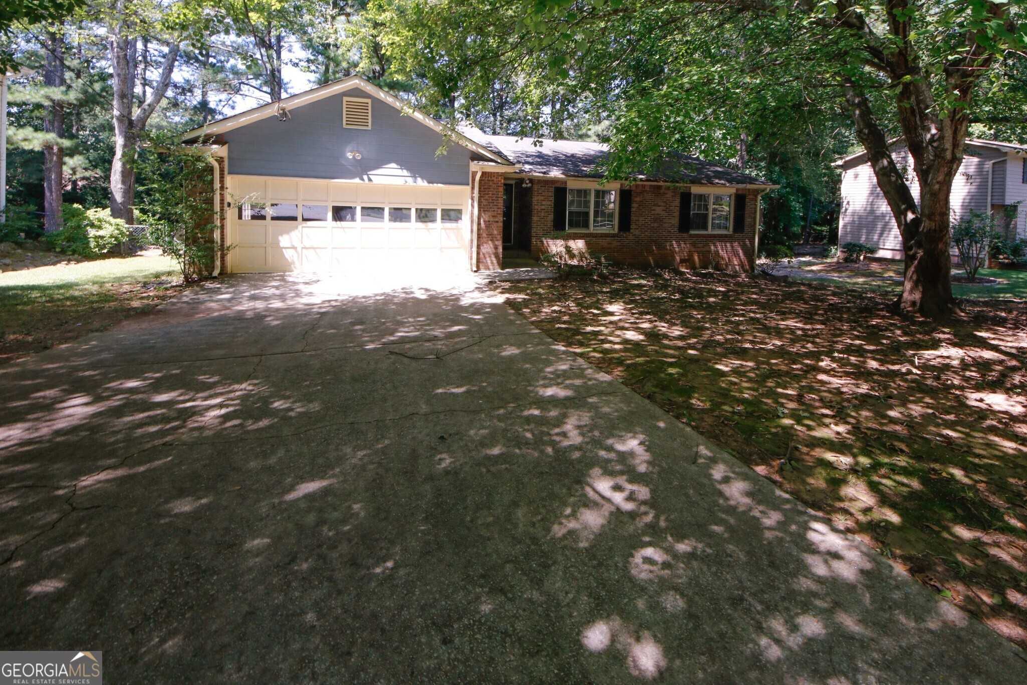 photo 2: 1202 Reilly Lane, Clarkston GA 30021