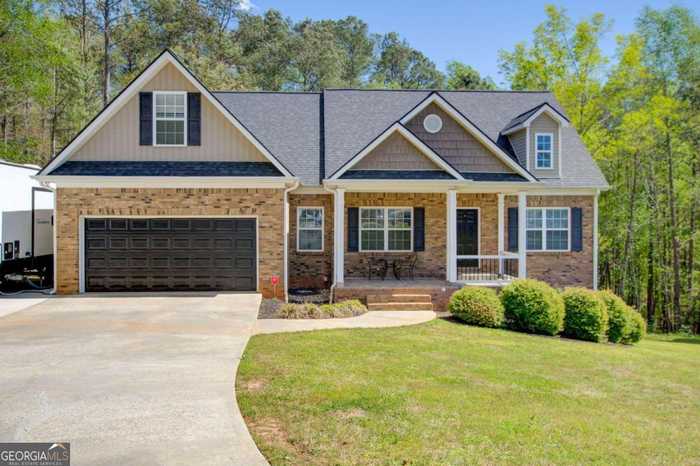 photo 1: 100 Maple Leaf Drive, Oxford GA 30054