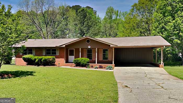 photo 1: 1829 Cherokee Way, Riverdale GA 30296