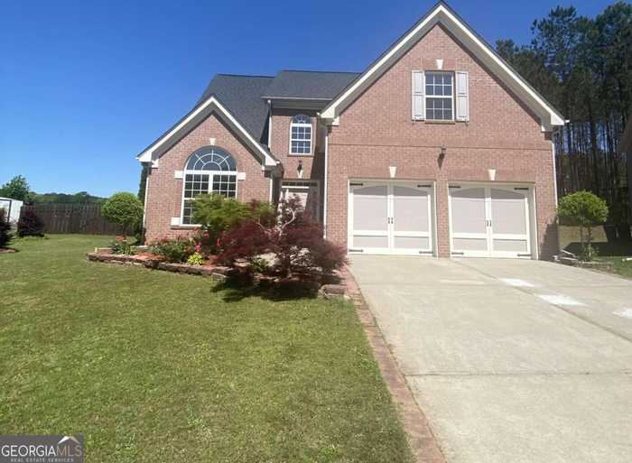 photo 2: 2924 Valley Spring Drive, Lawrenceville GA 30044