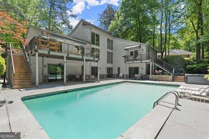 photo 1: 110 River Landing, Sandy Springs GA 30350