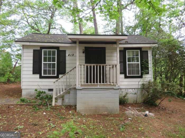 photo 1: 419 Mount Zion Road SW, Atlanta GA 30354