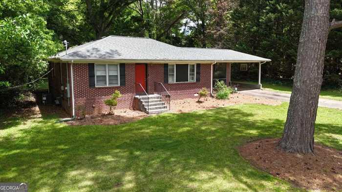 photo 1: 206 Briarcliff Lane, Athens GA 30605