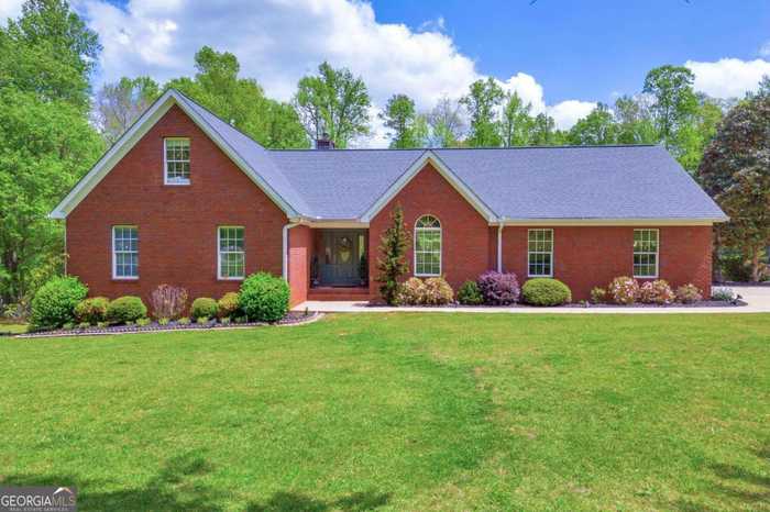 photo 1: 6200 Bent Tree Cove, Murrayville GA 30564