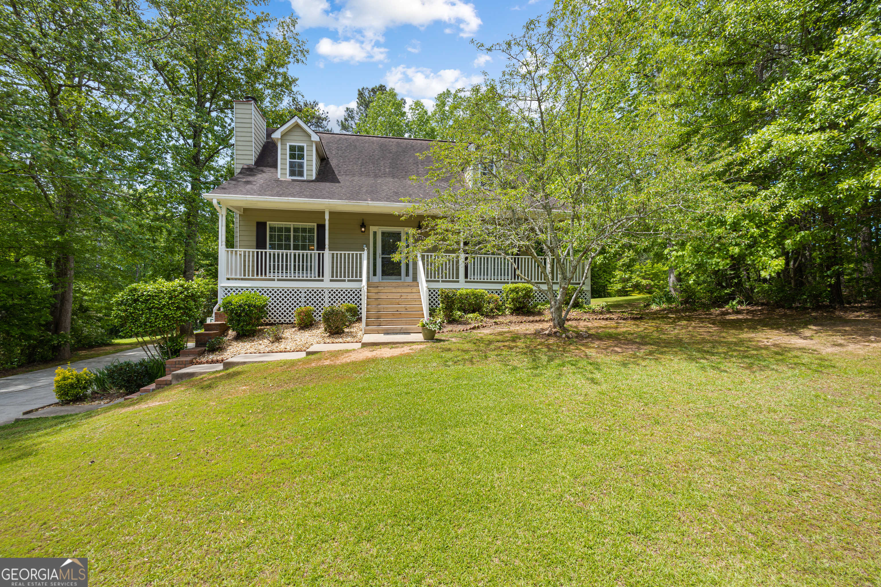 photo 3: 8627 Foxridge Drive, Winston GA 30187