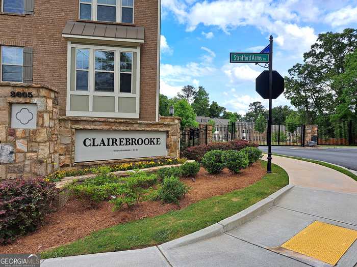 photo 2: 2556 Clairebrooke Bend, Chamblee GA 30341