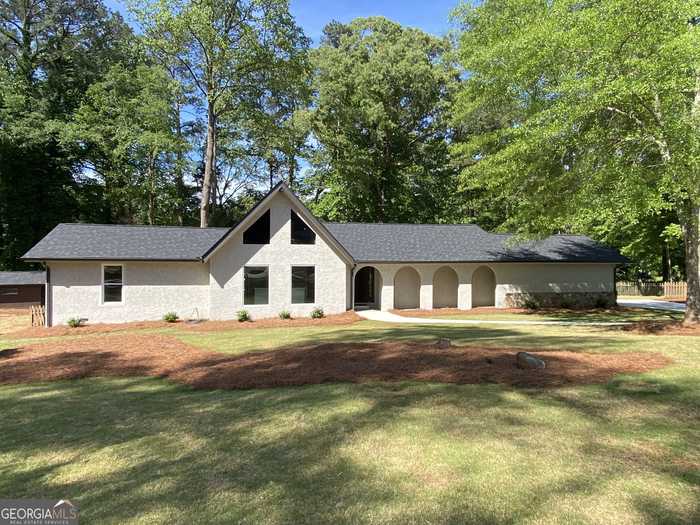 photo 1: 104 Flintlock Court, Peachtree City GA 30269