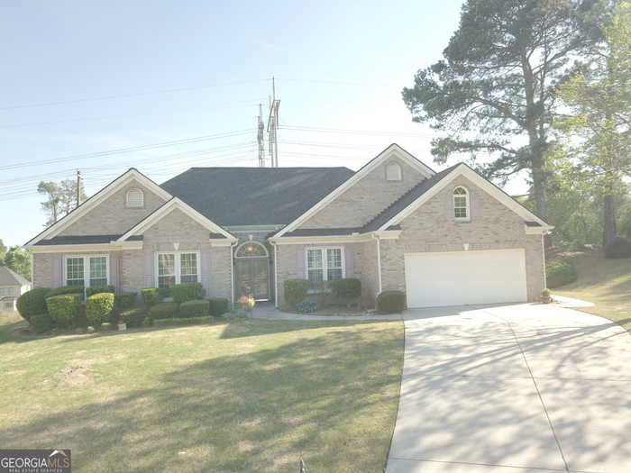 photo 1: 3316 Holly Hill Parkway, Ellenwood GA 30294