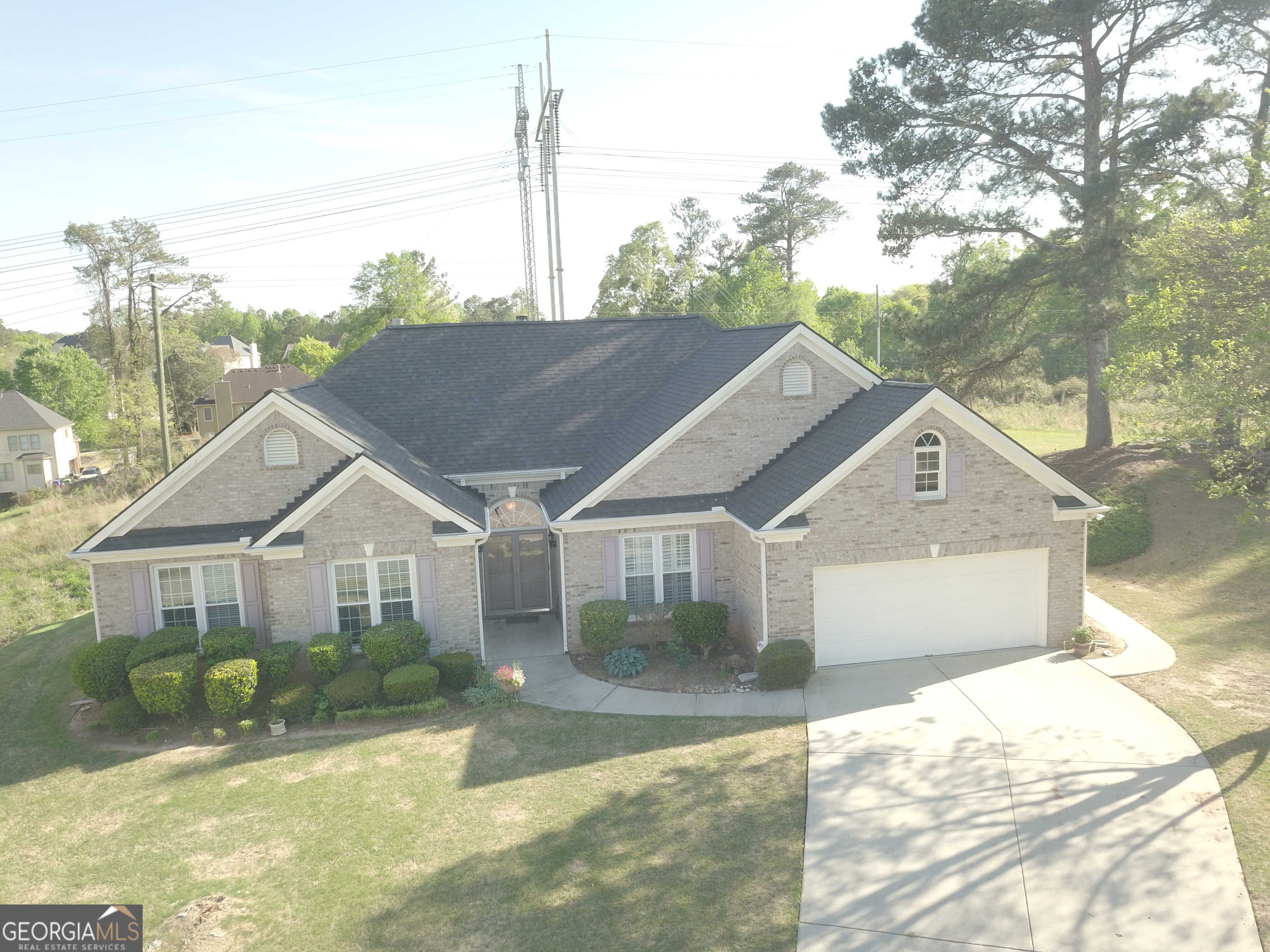 photo 3: 3316 Holly Hill Parkway, Ellenwood GA 30294