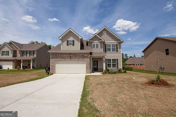 photo 2: 305 Cornwell Way, Calhoun GA 30701