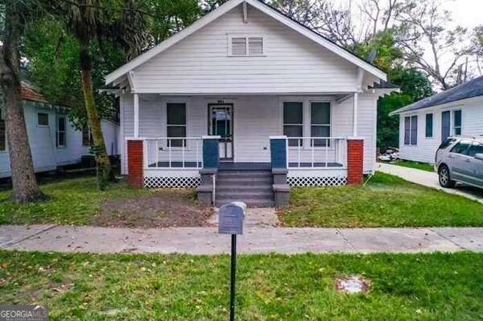 photo 1: 503 North Nicholls Street, Waycross GA 31503