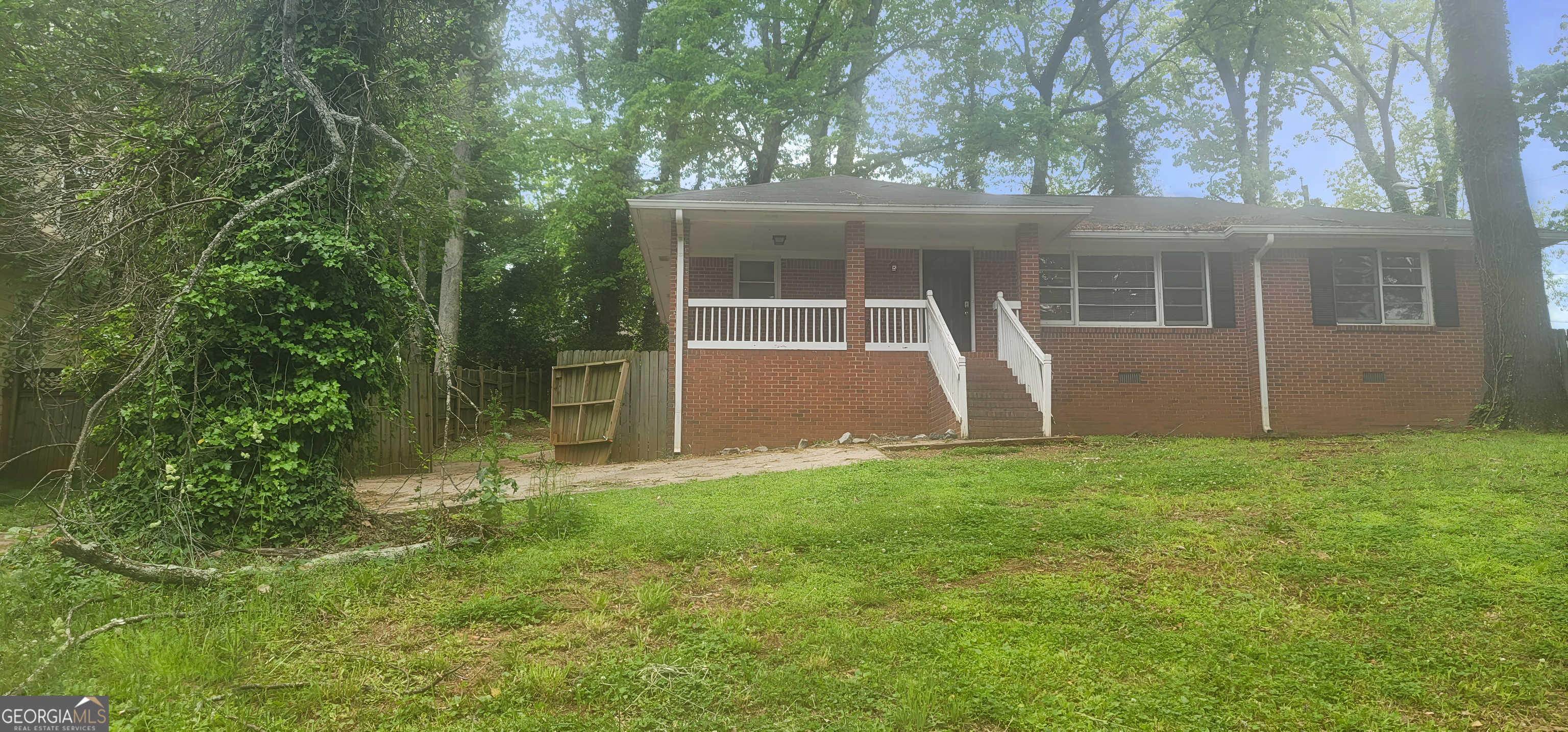 photo 2: 606 Warren Avenue, Scottdale GA 30079