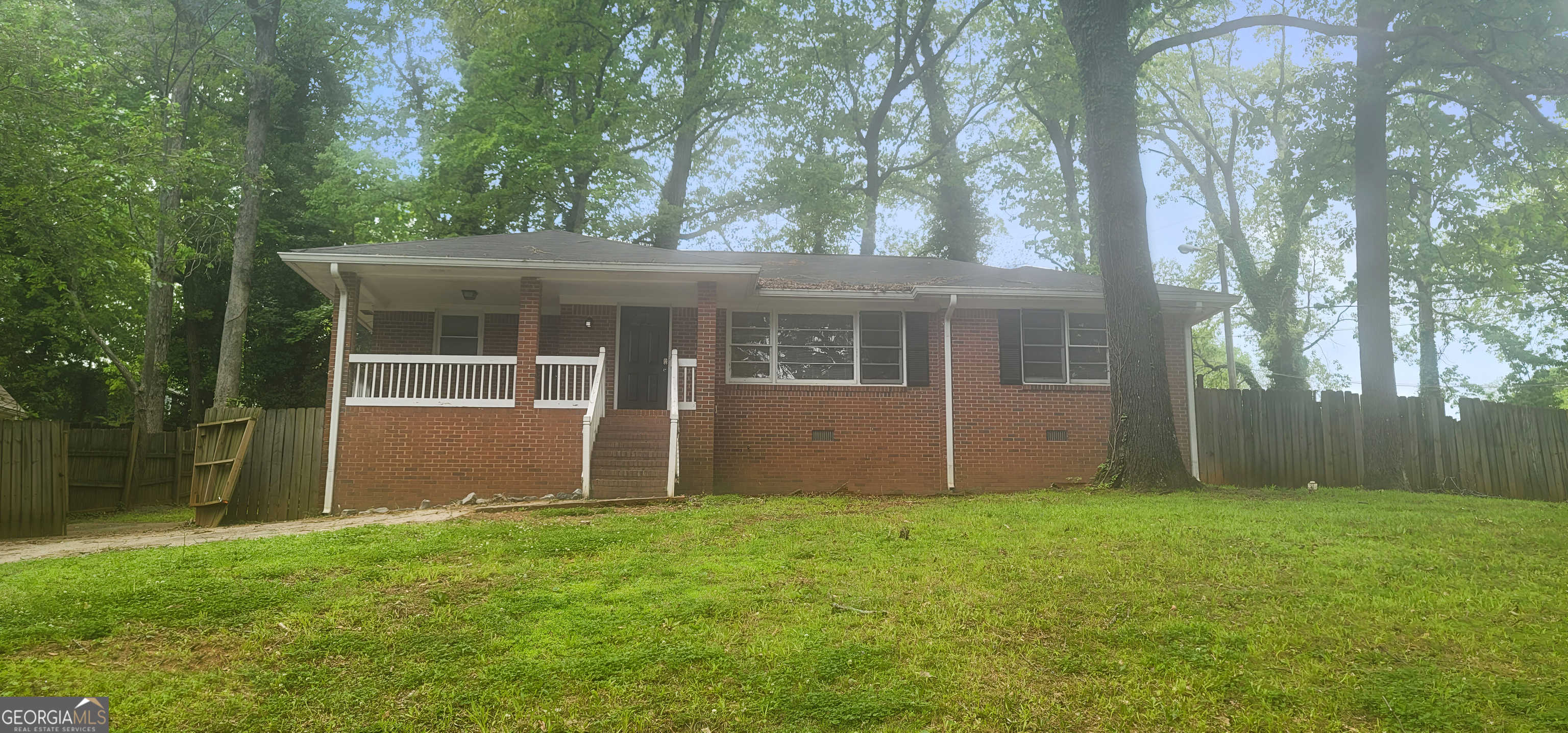 photo 3: 606 Warren Avenue, Scottdale GA 30079