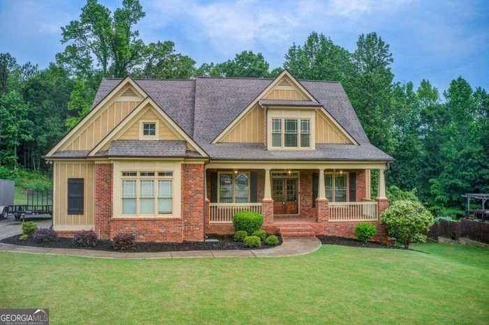 photo 1: 553 HUNTING HILLS Drive, Braselton GA 30517