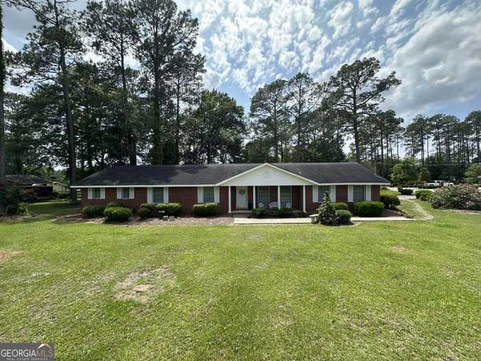 photo 2: 88 Clifton Road, Baxley GA 31513