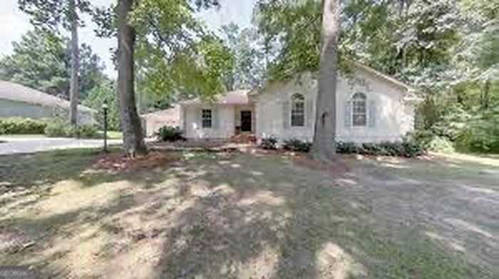 photo 1: 602 Ernest, Thomasville GA 31792