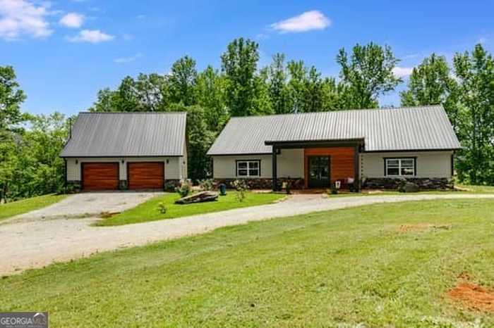 photo 1: 820 Tyus Veal Road, Bowdon GA 30108