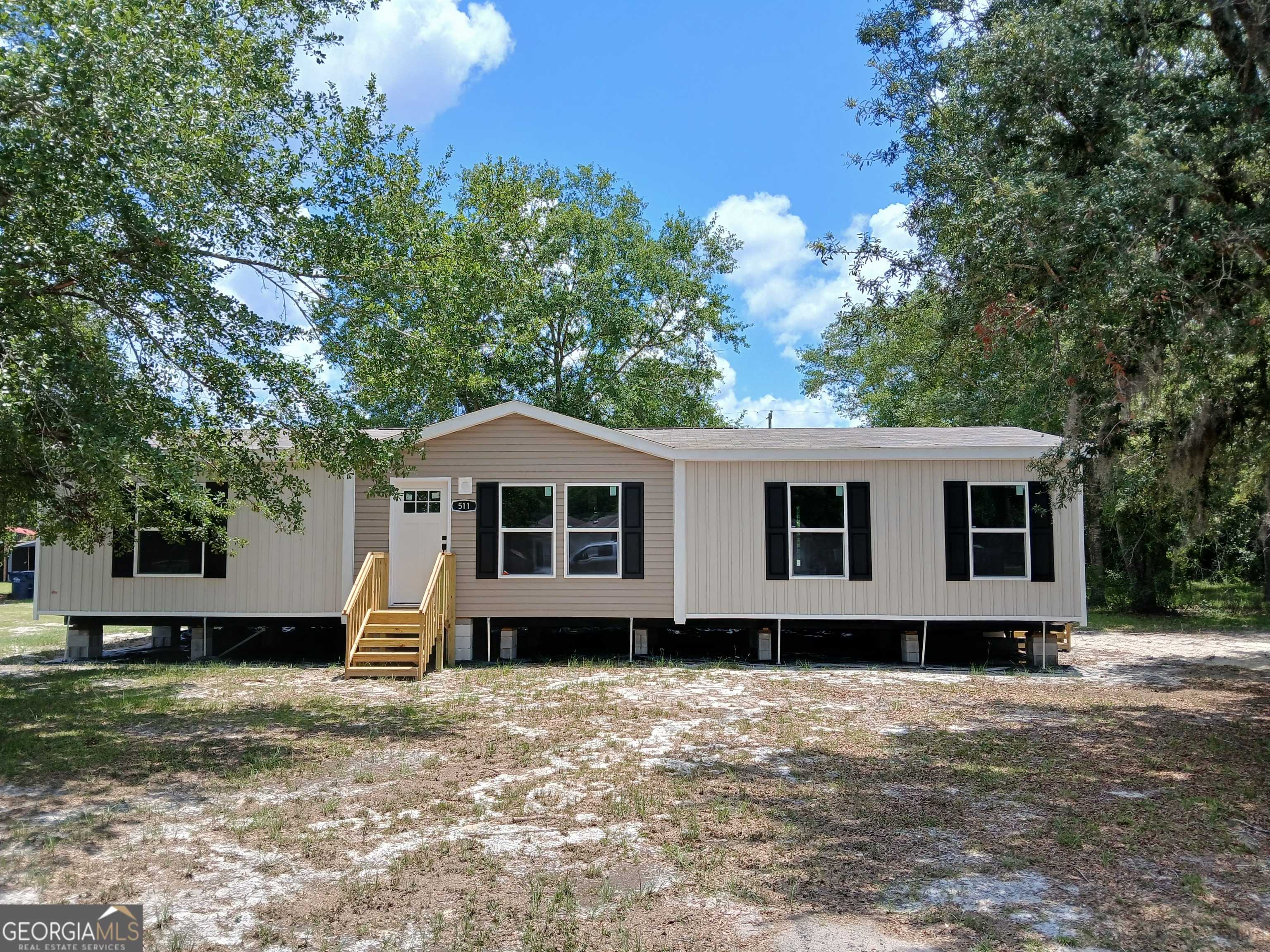 photo 1: 511 Palmhurst Drive, Folkston GA 31537