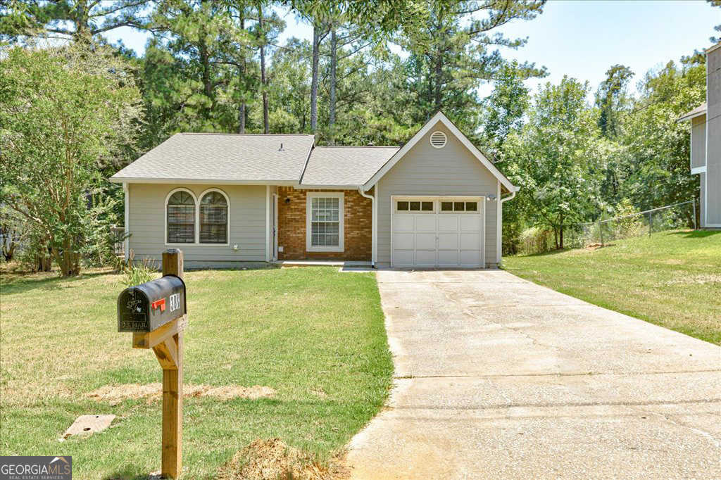 photo 1: 385 Brittan Trail, Jonesboro GA 30236