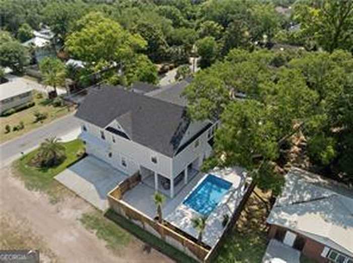 photo 2: 636 Johnson Road, St. Simons GA 31522