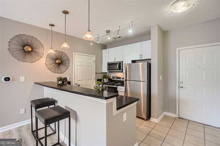 photo 2: 400 17th Street NW Unit 2404, Atlanta GA 30363