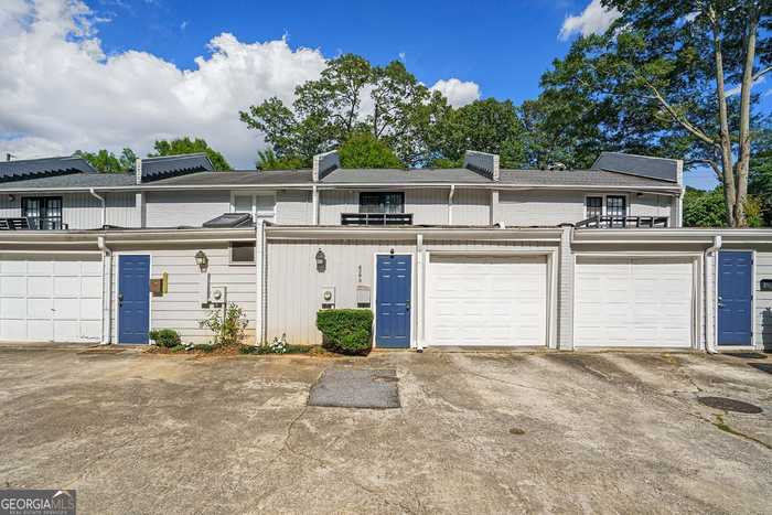 photo 1: 408 Sycamore Drive Unit B, Decatur GA 30030