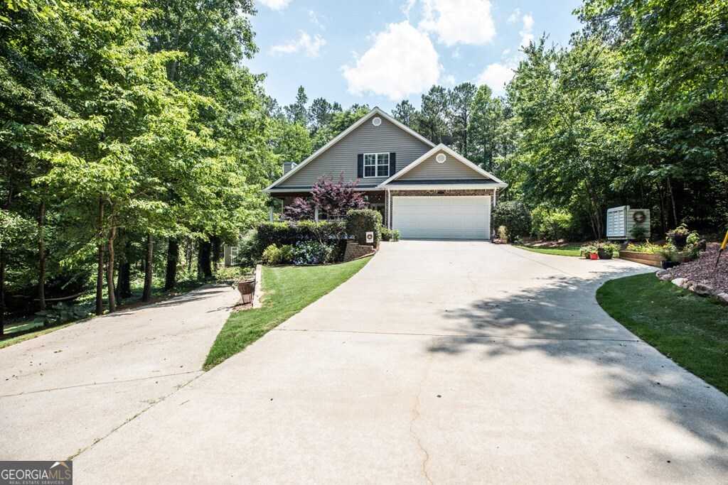 photo 3: 7124 Elms Court, Villa Rica GA 30180