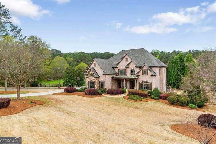 photo 2: 616 Glenover Drive, Alpharetta GA 30004