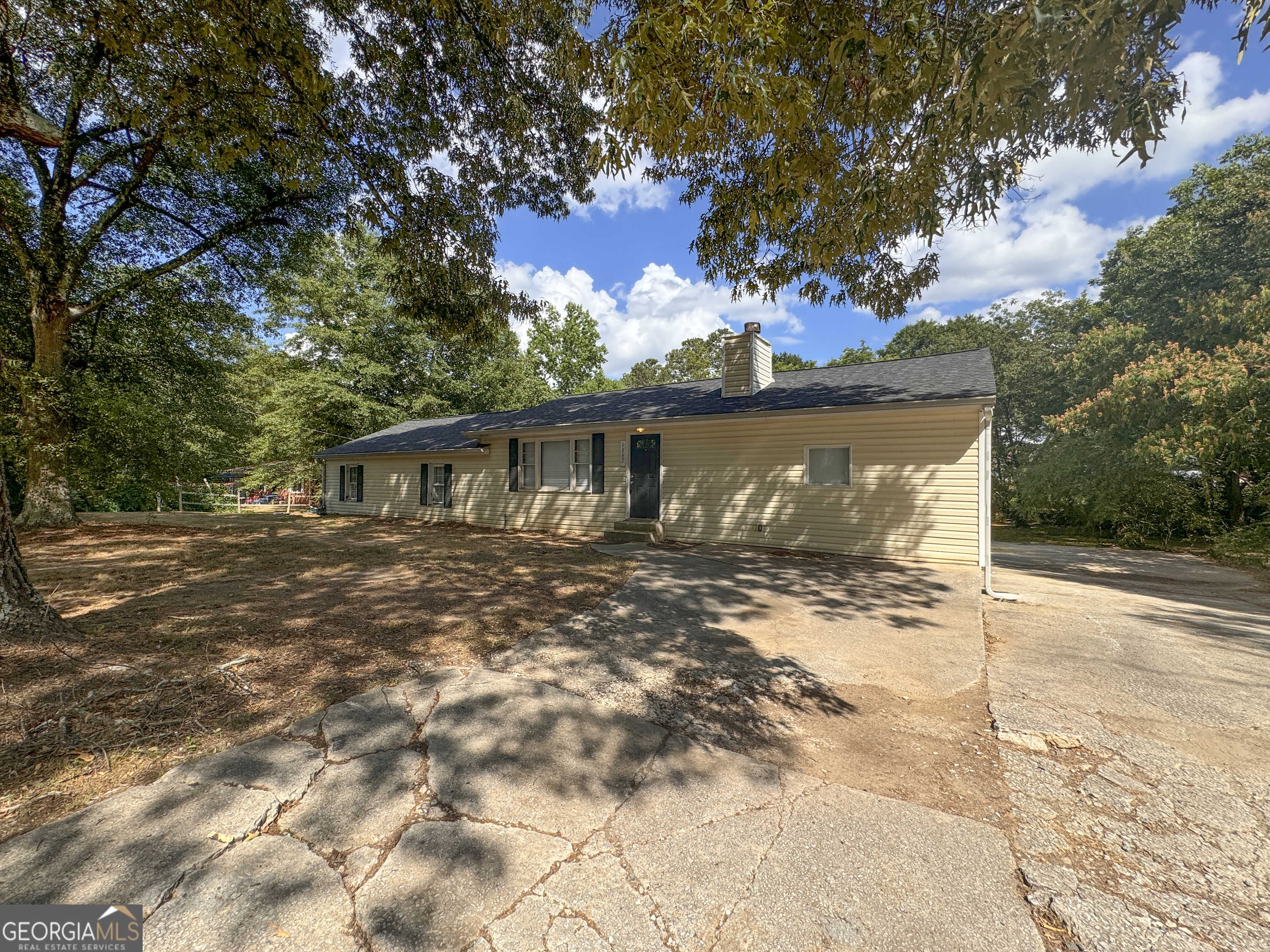 photo 1: 6862 Old Beulah Road, Lithia Springs GA 30122