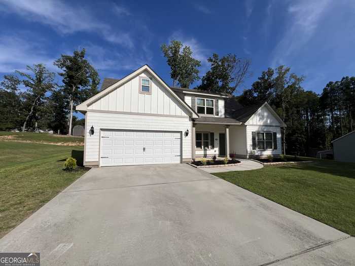 photo 2: 253 Tripp Lane, Carrollton GA 30117