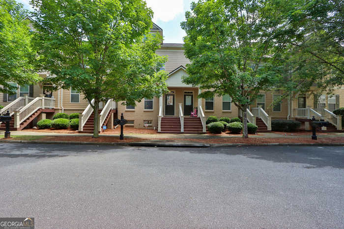 photo 1: 684 Village Field Court, Suwanee GA 30024