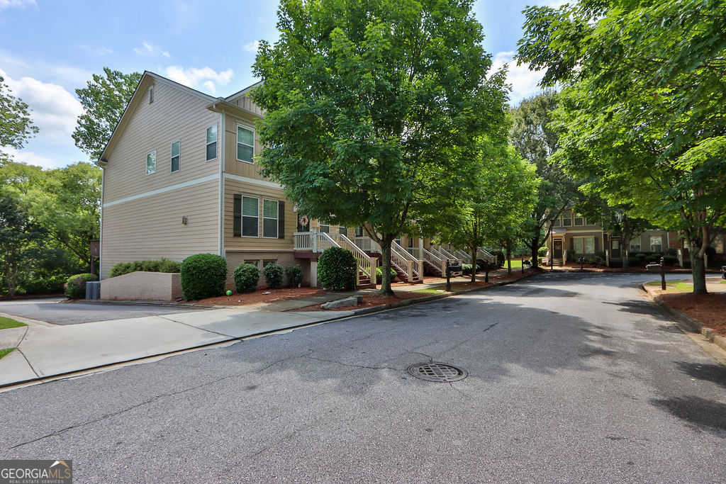 photo 3: 684 Village Field Court, Suwanee GA 30024