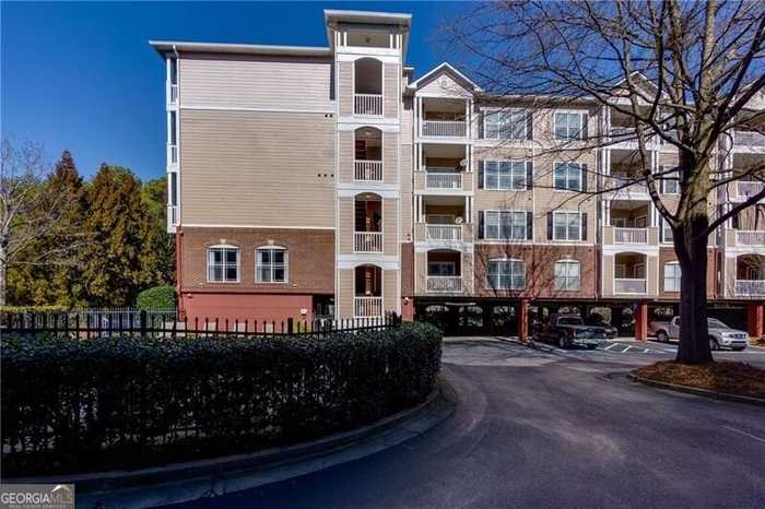 photo 2: 4333 Dunwoody Park Unit 1202, Dunwoody GA 30338