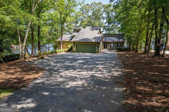 photo 2: 109 Lake Forest Drive, Eatonton GA 31024