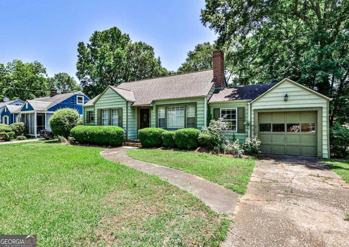 photo 2: 1700 Hardin Avenue, College Park GA 30337