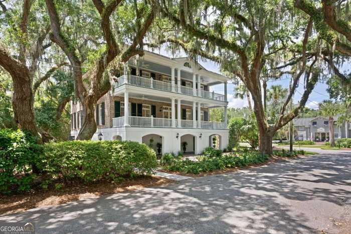 photo 2: 119 Florence Street, St. Simons GA 31522