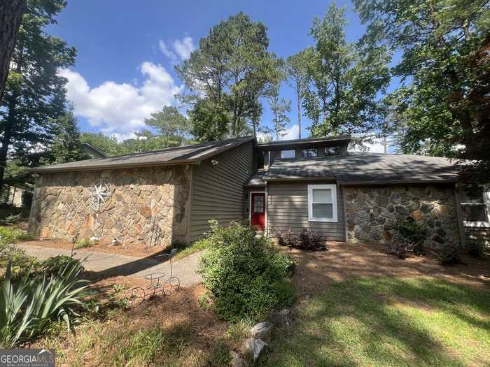 photo 1: 120 Burnham Rise, Peachtree City GA 30269