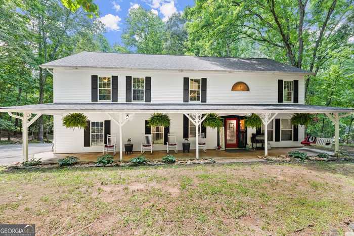 photo 1: 7 Waterfall Drive, Cleveland GA 30528