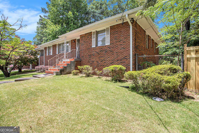 photo 2: 1722 DETROIT Avenue NW, Atlanta GA 30314